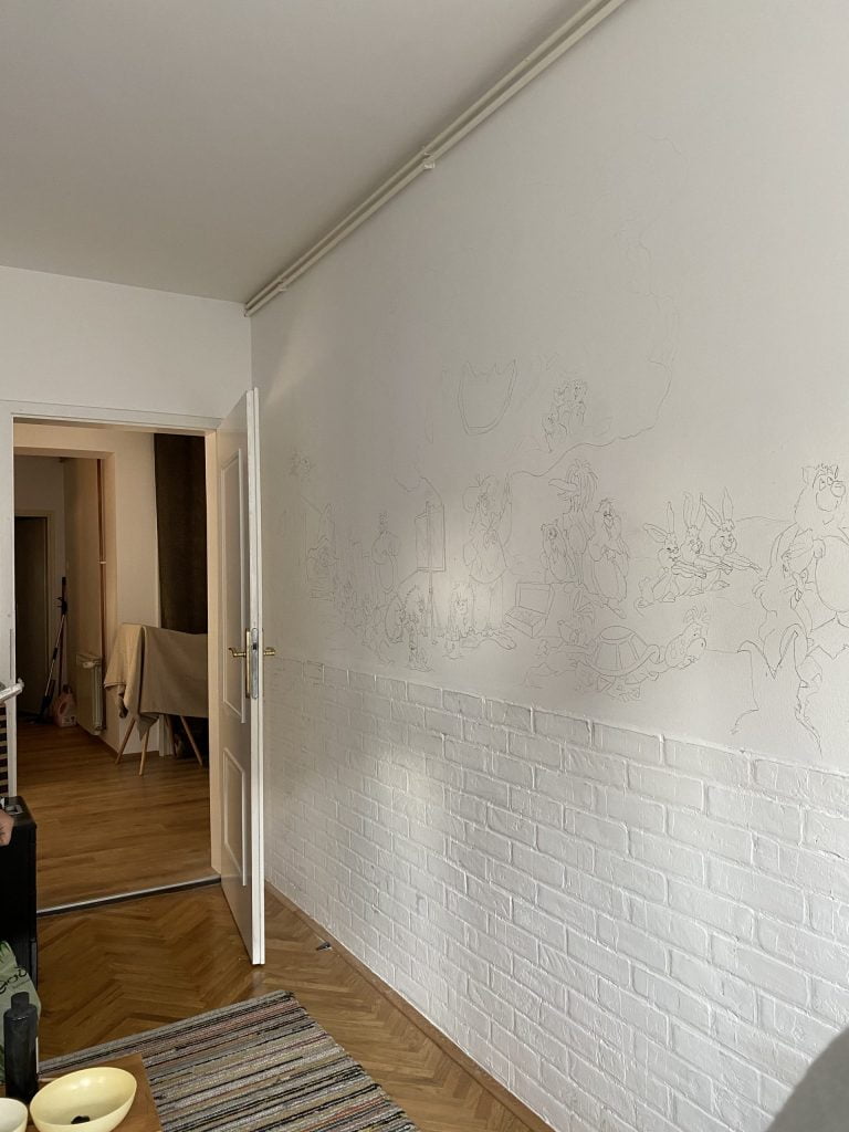 Crtanje čarobnjakove šume na zid u sobi dječijoj